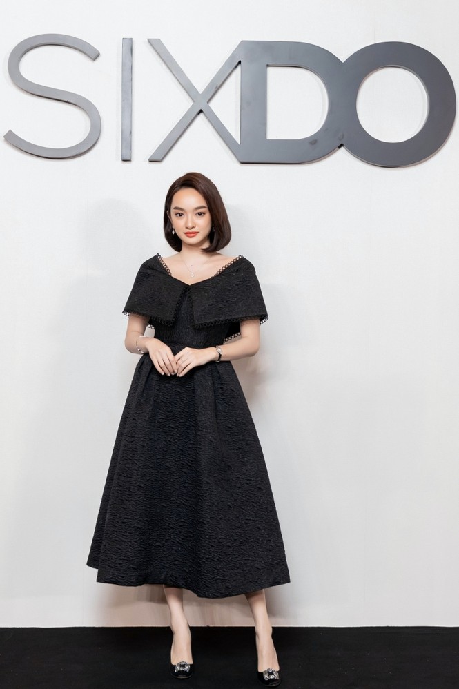 Mỹ nhân hàng đầu showbiz Việt so kè váy áo sang trọng trên thảm đỏ show NTK Đỗ Mạnh Cường - ảnh 10