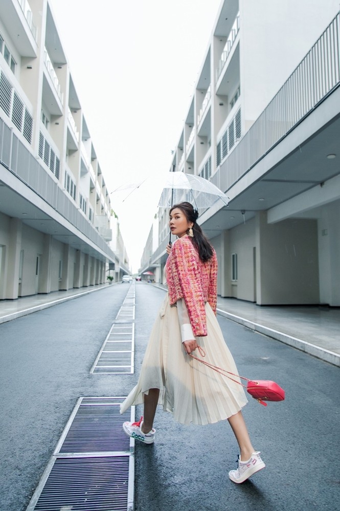 Thanh Hằng đúng chuẩn đẳng cấp “chị Đại”, cứ chụp ảnh street style là khó ai “đọ” được - ảnh 2