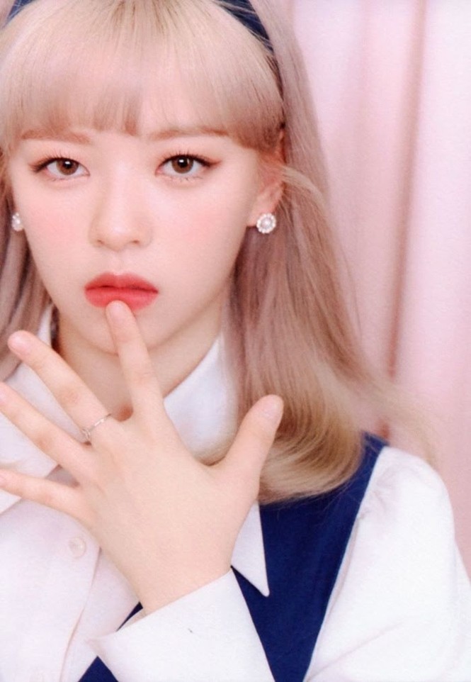 Vì sao netizen Hàn “năn nỉ” stylist cho TWICE mặc trang phục ở album mới phiên bản Retro? - ảnh 7