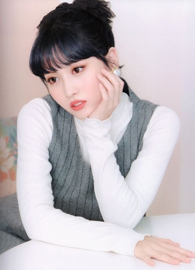 Vì sao netizen Hàn “năn nỉ” stylist cho TWICE mặc trang phục ở album mới phiên bản Retro? - ảnh 10
