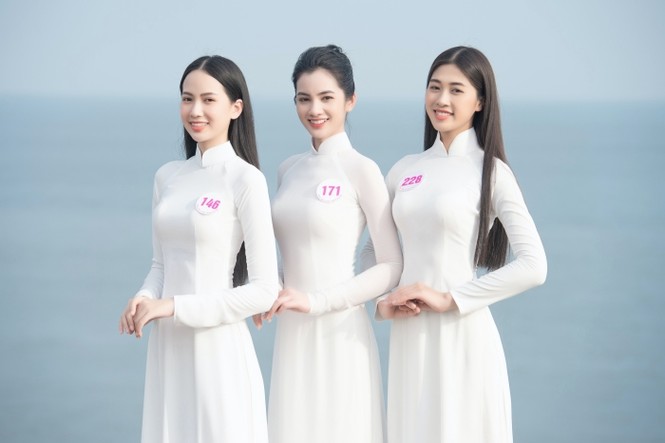 Dàn thí sinh Hoa Hậu Việt Nam 2020 khoe nhan sắc ngọt ngào trước biển trời Vũng Tàu - ảnh 3