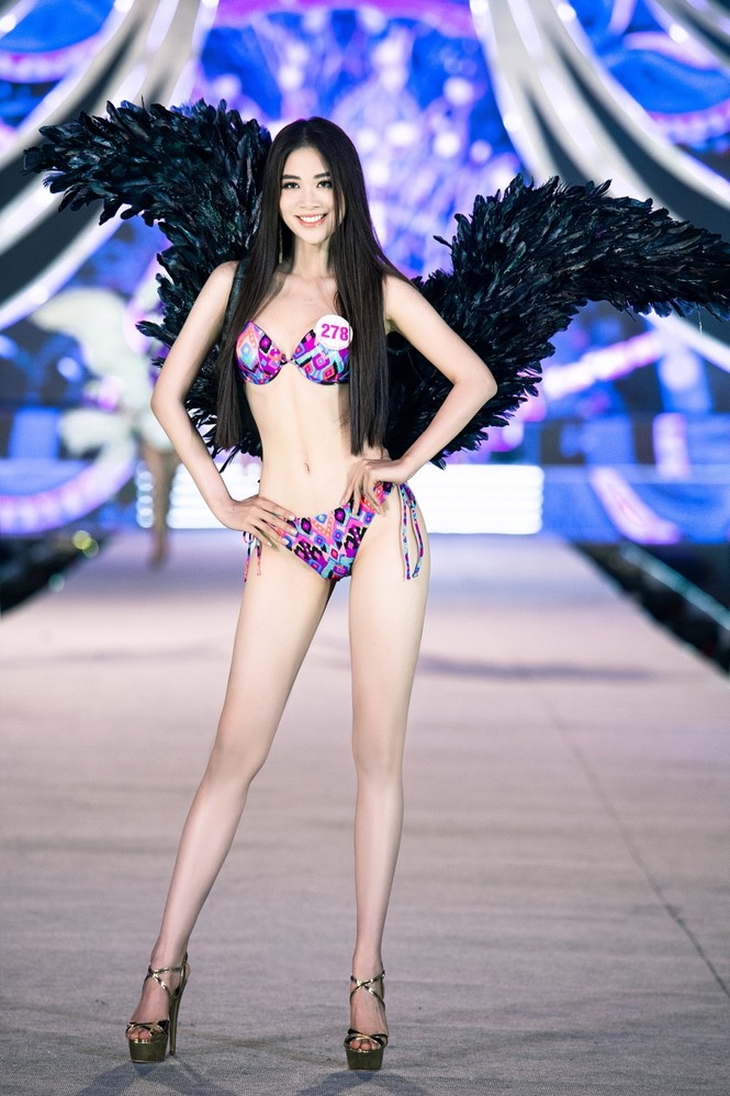 Top 35 Hoa Hậu Việt Nam biến sân khấu thành lễ hội carnival trong phần thi Người đẹp Biển - ảnh 3