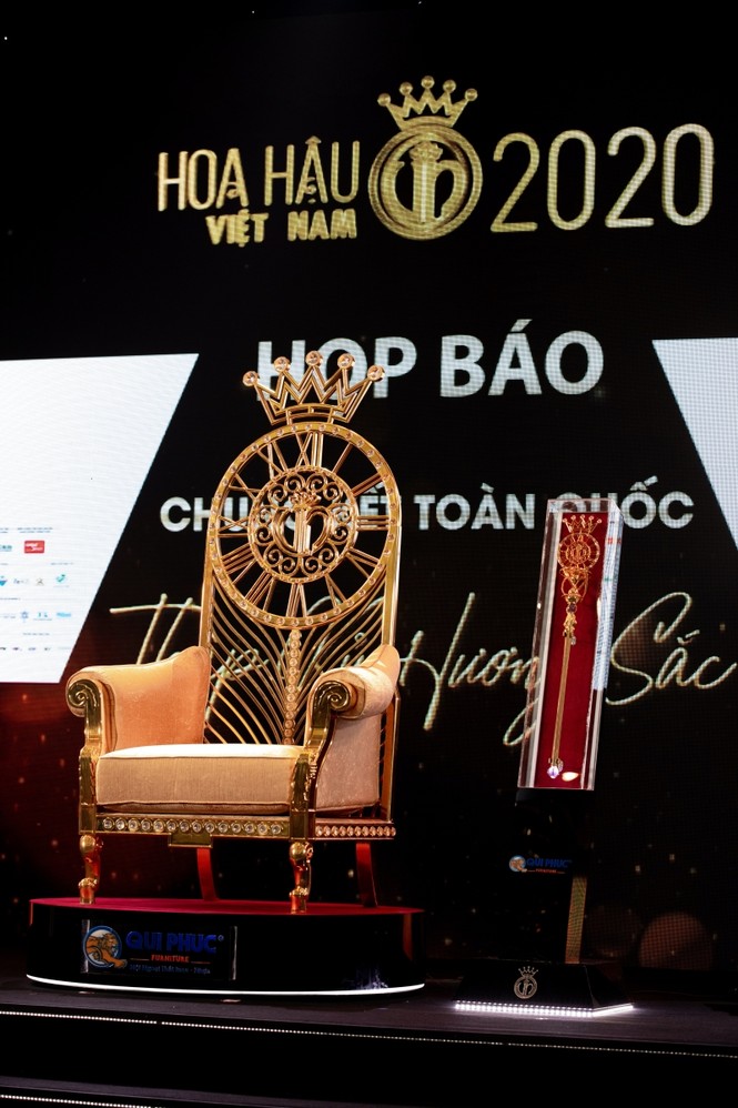 Ngắm cận cảnh vương miện, quyền trượng và ghế đăng quang của tân Hoa Hậu Việt Nam 2020 - ảnh 4