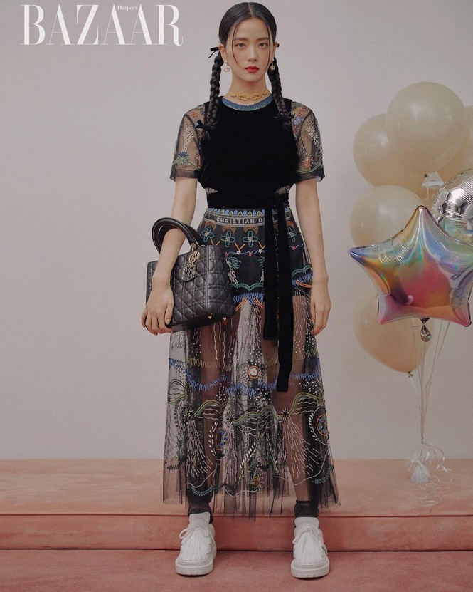Jisoo BLACKPINK “đầu bù tóc rối” trên Harper’s Bazaar Hàn nhưng vẫn không giấu được visual “hoa hậu” - ảnh 4