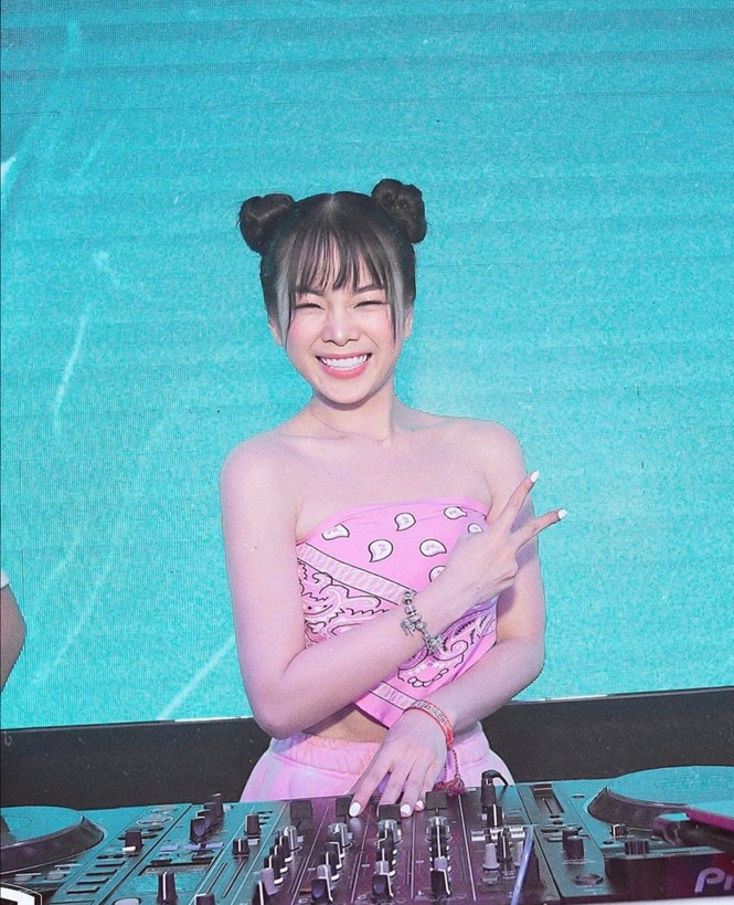 Ngắm gout thời trang như 1 fashionista thực sự của Mie, DJ nổi tiếng nhất nhì showbiz Việt - ảnh 8