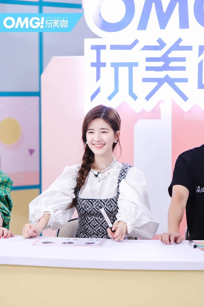 Triệu Lộ Tư đụng hàng Jisoo BLACKPINK và Park Min Young nhưng lại ghi điểm vì chi tiết này - ảnh 7