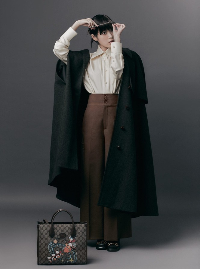 IU diện trang phục lịch lãm như một “quý ông” trên ấn phẩm GQ Man Of The Year - ảnh 6