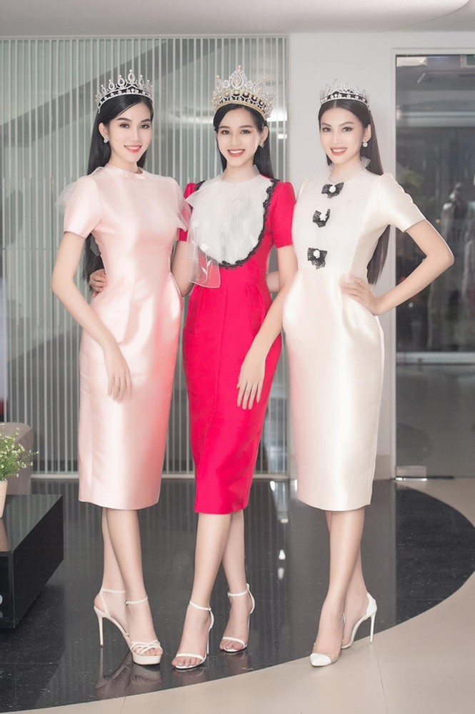 Soi trang phục Top 3 Hoa Hậu Việt Nam 2020 sau đăng quang, không tìm được điểm nào để chê - ảnh 3