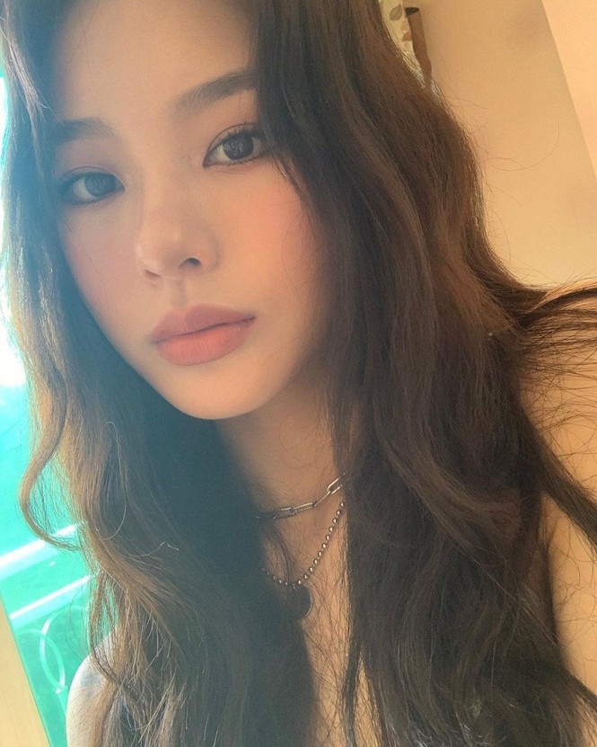 Netizen Hàn cho rằng không thành viên nào của aespa có visual chuẩn “aespa” như cô gái này - ảnh 4