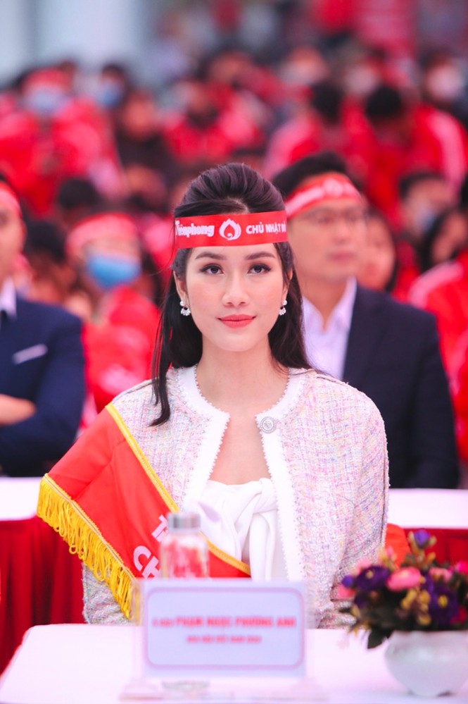 Hoa hậu Đỗ Thị Hà cùng dàn người đẹp lan toả thông điệp nhân văn của ngày Chủ nhật Đỏ - ảnh 4