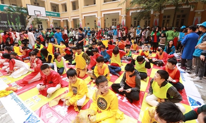 Teen THCS Nguyễn Tri Phương trải nghiệm vô vàn điều thú vị tại Lễ hội Vũ Khúc Xanh đón Tết - ảnh 3