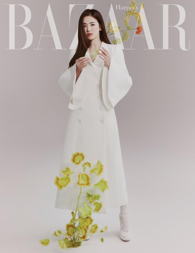 Song Hye Kyo chính thức trở thành đại sứ thương hiệu của FENDI, khoe bộ ảnh đẹp như “thiếu nữ mùa Xuân” - ảnh 2