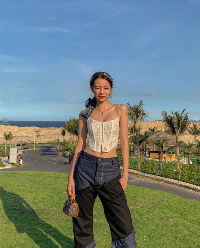 Mỹ nhân tuổi Sửu: Trước khi “cầm mic thành ca sĩ”, Phí Phương Anh là một fashionista cực đỉnh! - ảnh 4