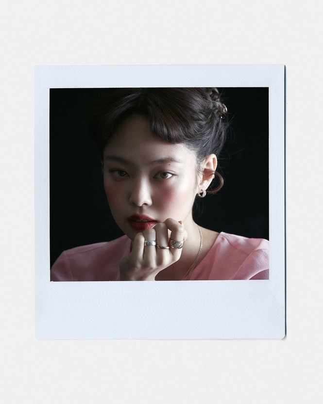 Jennie (BLACKPINK) debut làm biên tập viên thời trang của VOGUE Hàn, tự sản xuất bộ ảnh cho chính mình? - ảnh 5
