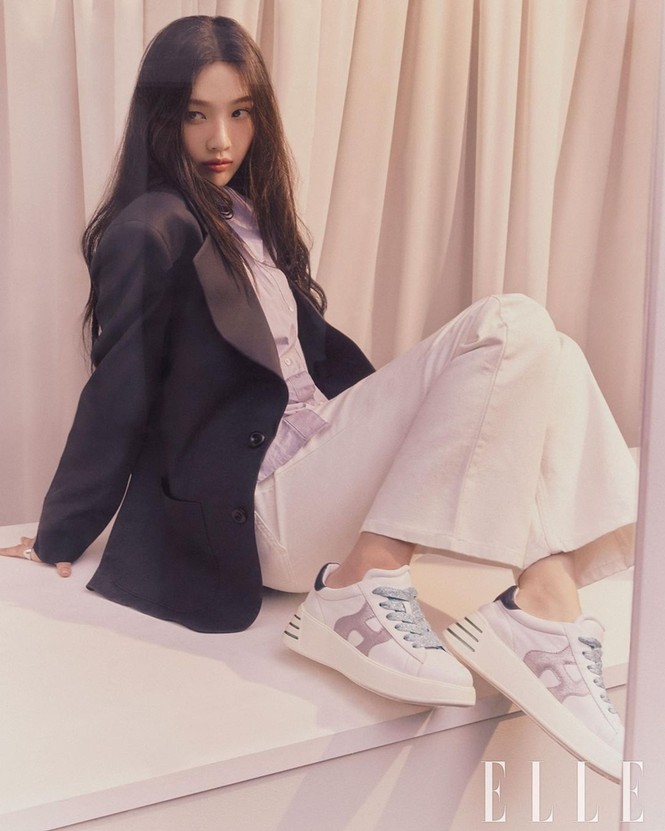 Joy (Red Velvet) khiến người hâm mộ ngây ngất với bộ ảnh khoe body cực đỉnh trên ELLE Hàn - ảnh 6