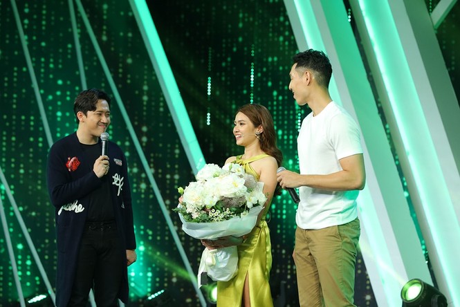#NALA tập 12: “Xô đổ” mọi dự đoán, nhân vật khiến dàn cố vấn “há hốc mồm” đã xuất hiện - ảnh 7
