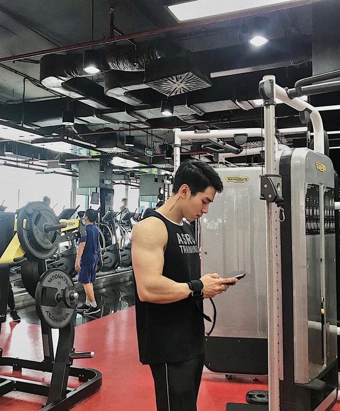 Phú Thịnh – “Cực phẩm” đầu tiên làm được điều này tại “Người Ấy Là Ai?”! - ảnh 4