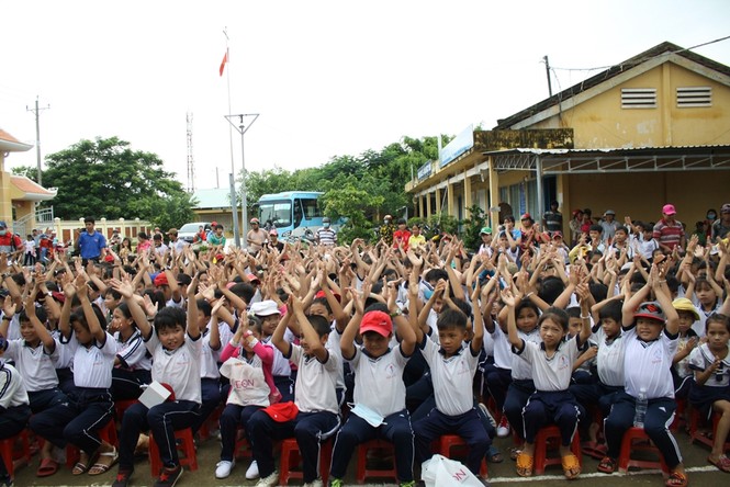 Teen “vượt thời dịch” gieo hạt giống yêu thương - ảnh 7
