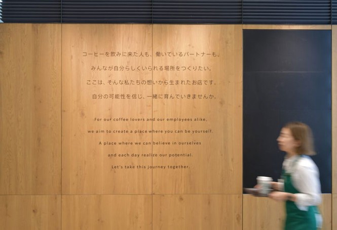 Starbucks khai trương cửa hàng dành cho người câm điếc ở Nhật Bản - ảnh 2
