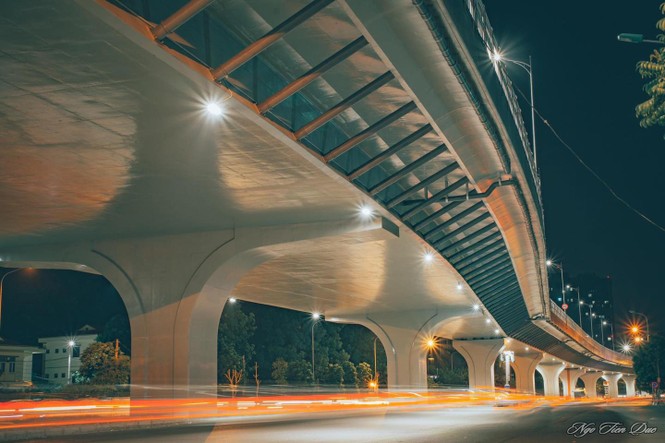 Chỉ đổi góc máy chụp ảnh mà Hà Nội trở nên đẹp lạ không nhận ra - ảnh 1