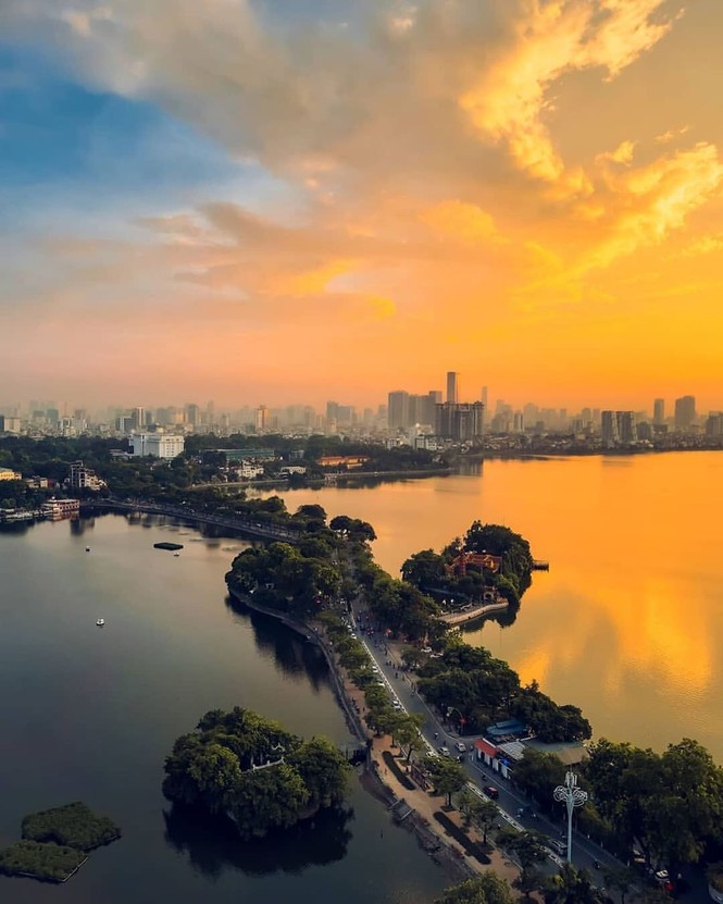 Chỉ đổi góc máy chụp ảnh mà Hà Nội trở nên đẹp lạ không nhận ra - ảnh 8