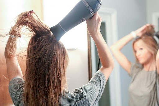 Làm bài test nho nhỏ này để biết bạn đã chăm sóc tóc đúng cách chưa - ảnh 2