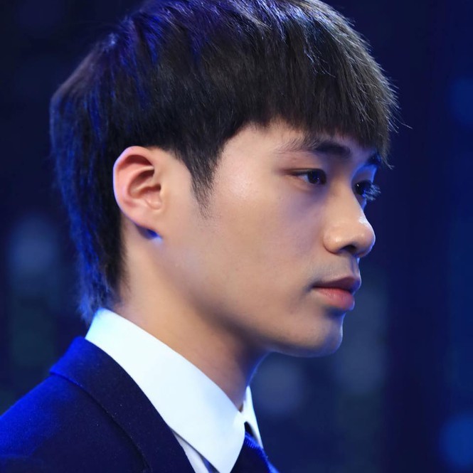 Loạt nam thần