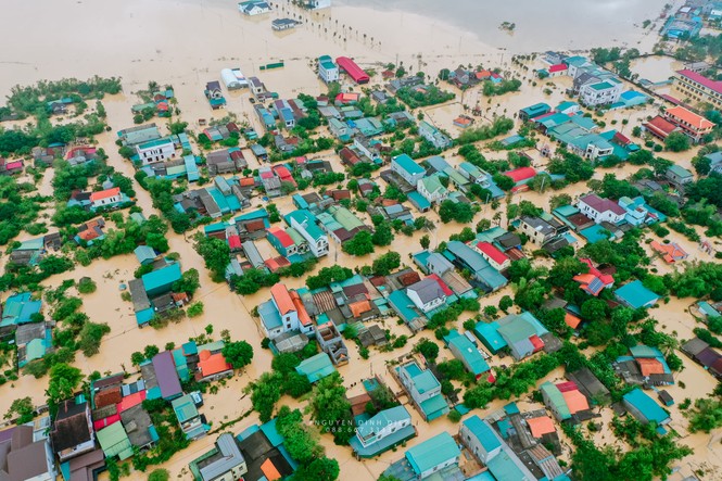 Chùm ảnh Quảng Trị ngập trong