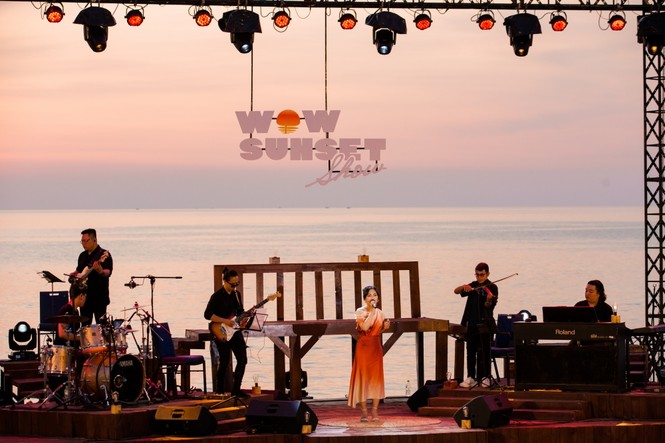 Wow Sunset Show: Bữa tiệc âm nhạc để “chill” dành cho những người yêu vẻ đẹp lúc hoàng hôn - ảnh 1
