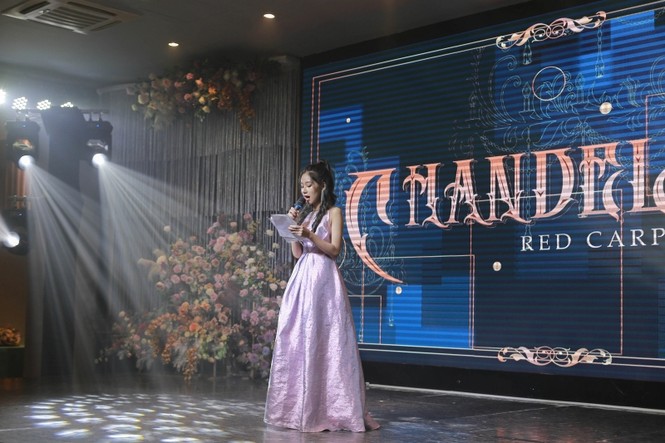 Lễ trao giải kết hợp đêm prom: Chandelier - khoảnh khắc toả sáng của teen Sư phạm - ảnh 1