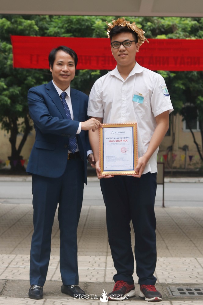 Học sinh và giáo viên trường THPT chuyên Sư Phạm cùng tham gia cuộc thi “Khua Chiêng Vàng” - ảnh 5