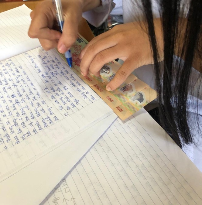 Thầy giáo chơi lớn