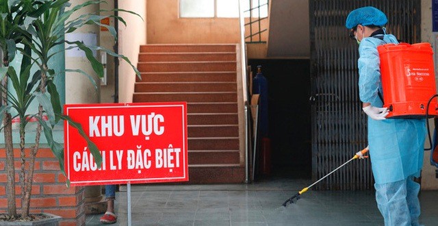 Thêm trường ĐH ở TP.HCM cho sinh viên nghỉ vì COVID-19, sẵn sàng phương án học trực tuyến - ảnh 3