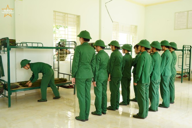 Sao Nhập Ngũ tập 2: Diệu Nhi dù nỗ lực hết sức nhưng vẫn khiến khán giả cười muốn