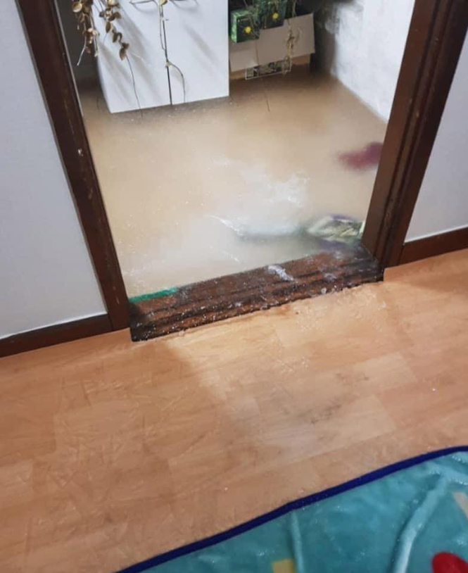 Chủ nhà dặn để nước nhỏ giọt tránh đóng băng đường ống, cô gái làm theo và nhận kết