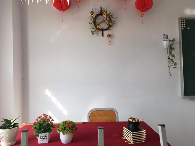 Các bạn học sinh trang trí lớp học đón Tết: Thoả sức sáng tạo và khoe độ khéo tay! - ảnh 10