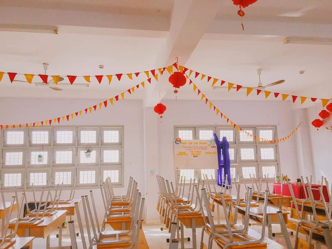 Các bạn học sinh trang trí lớp học đón Tết: Thoả sức sáng tạo và khoe độ khéo tay! - ảnh 9