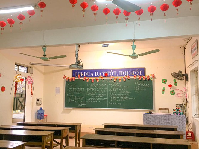 Teen Ninh Bình trang hoàng lớp học đón Tết: Lì xì, câu đối đỏ, bánh chưng xanh đều có đủ! - ảnh 4