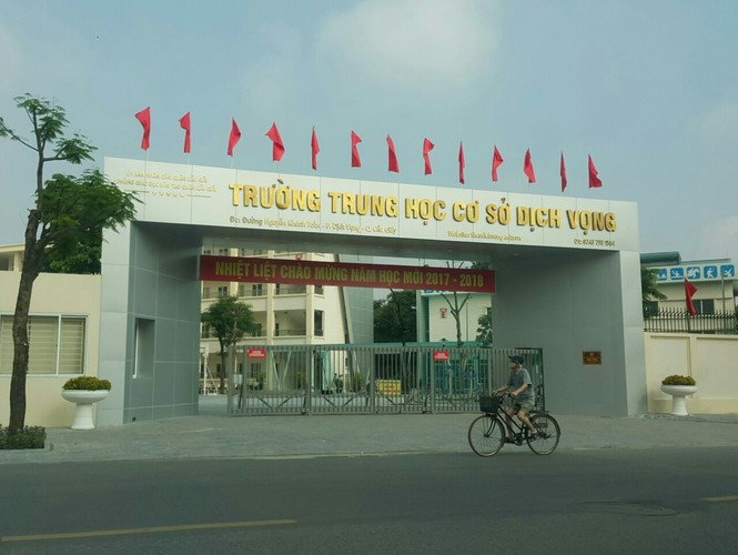 Hà Nội: Một phụ huynh mắc COVID-19, hơn 50 học sinh THCS Dịch Vọng (Cầu Giấy) phải cách ly - ảnh 1