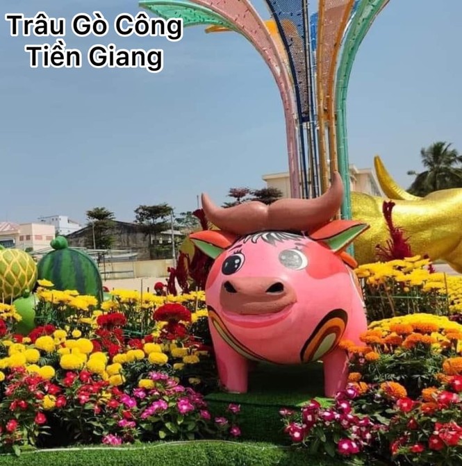 Loạt linh vật năm mới Tân Sửu khắp các tỉnh thành trên cả nước: Mỗi trâu một vẻ, - ảnh 1
