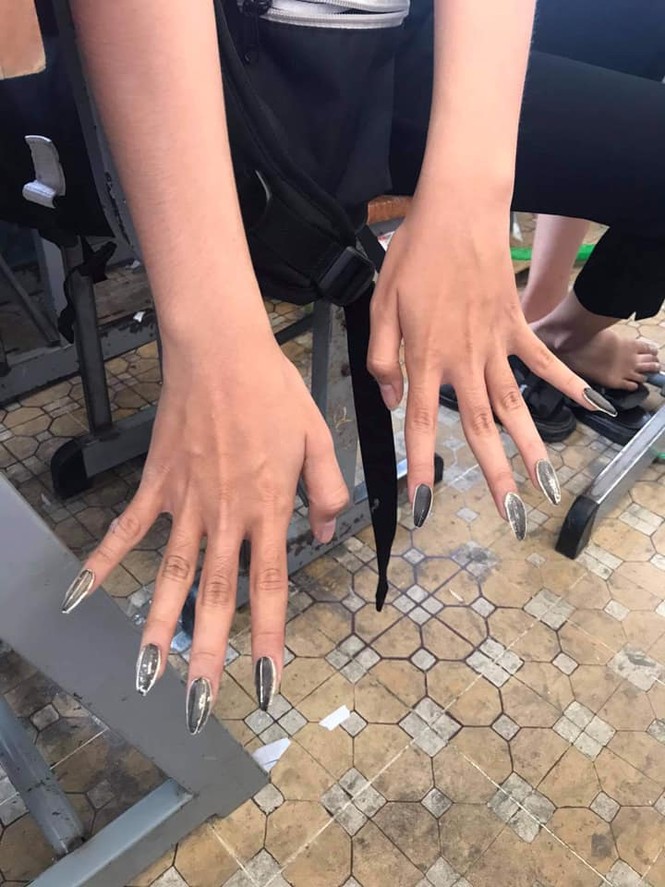 1001