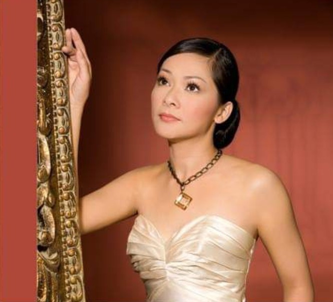 Những khoảnh khắc gợi cảm hiếm hoi của Như Quỳnh - ảnh 6