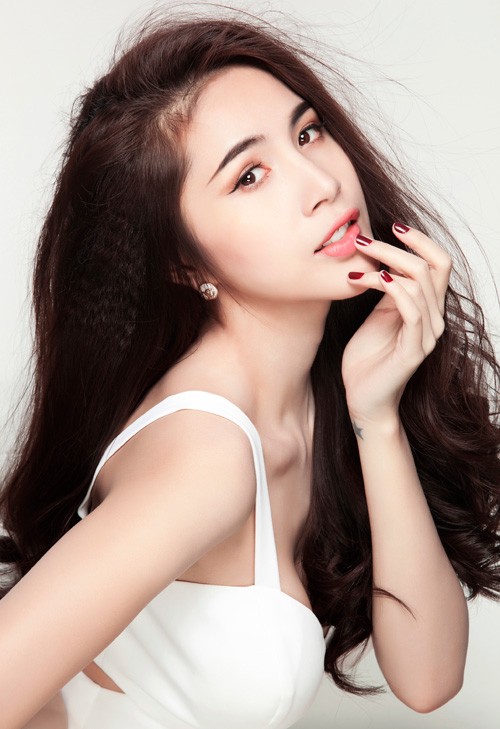 Những mỹ nhân Việt đẹp lên nhờ… nha sĩ - ảnh 5