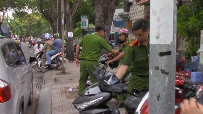 Bộ Công an khám nhà nguyên Tổng giám đốc SAGRI Lê Tấn Hùng - ảnh 2