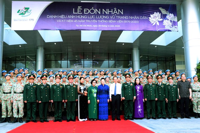 Bệnh viện Quân y 175 nhận danh hiệu Anh hùng lực lượng vũ trang nhân dân - ảnh 1