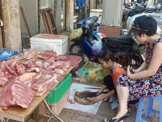 Lợn hơi liên tiếp giảm, lợn thành phẩm vẫn 'cố thủ' giá cao - ảnh 1