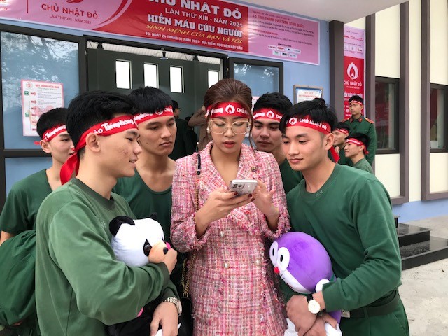 Sôi nổi Chủ nhật Đỏ tại Học viện Hậu cần - ảnh 4