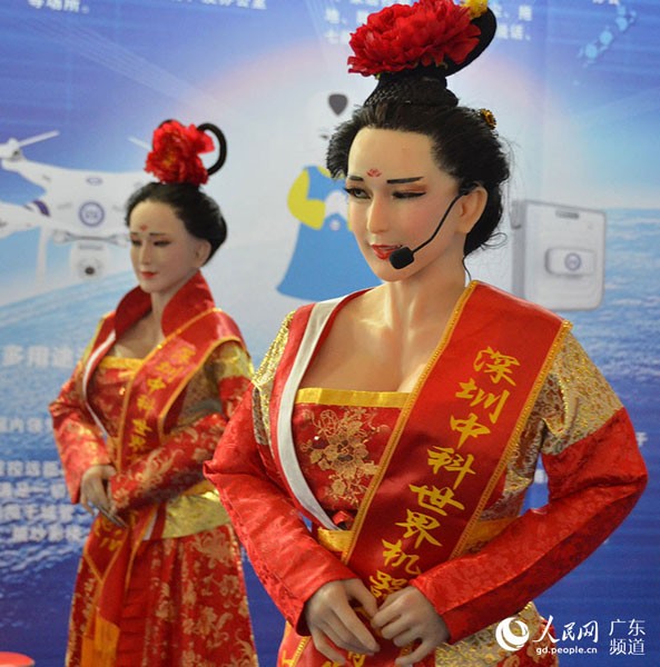 Nhìn gần robot Võ Mỵ Nương yêu kiều như thật - ảnh 3