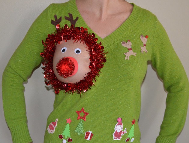 Xuất hiện áo len 'đặc chủng' cho mẹ bỉm sữa dịp Noel - ảnh 2