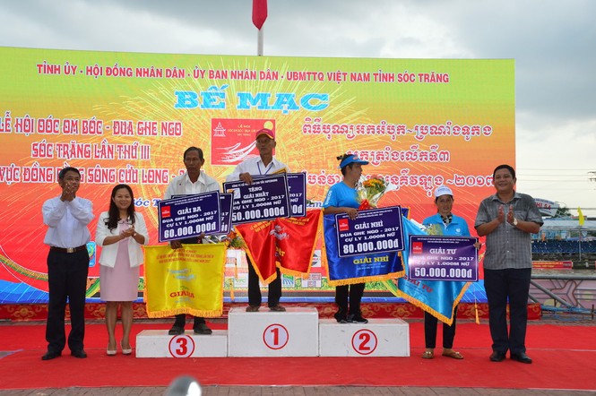 Chủ nhà ẵm hết các giải đua ghe Ngo - ảnh 2